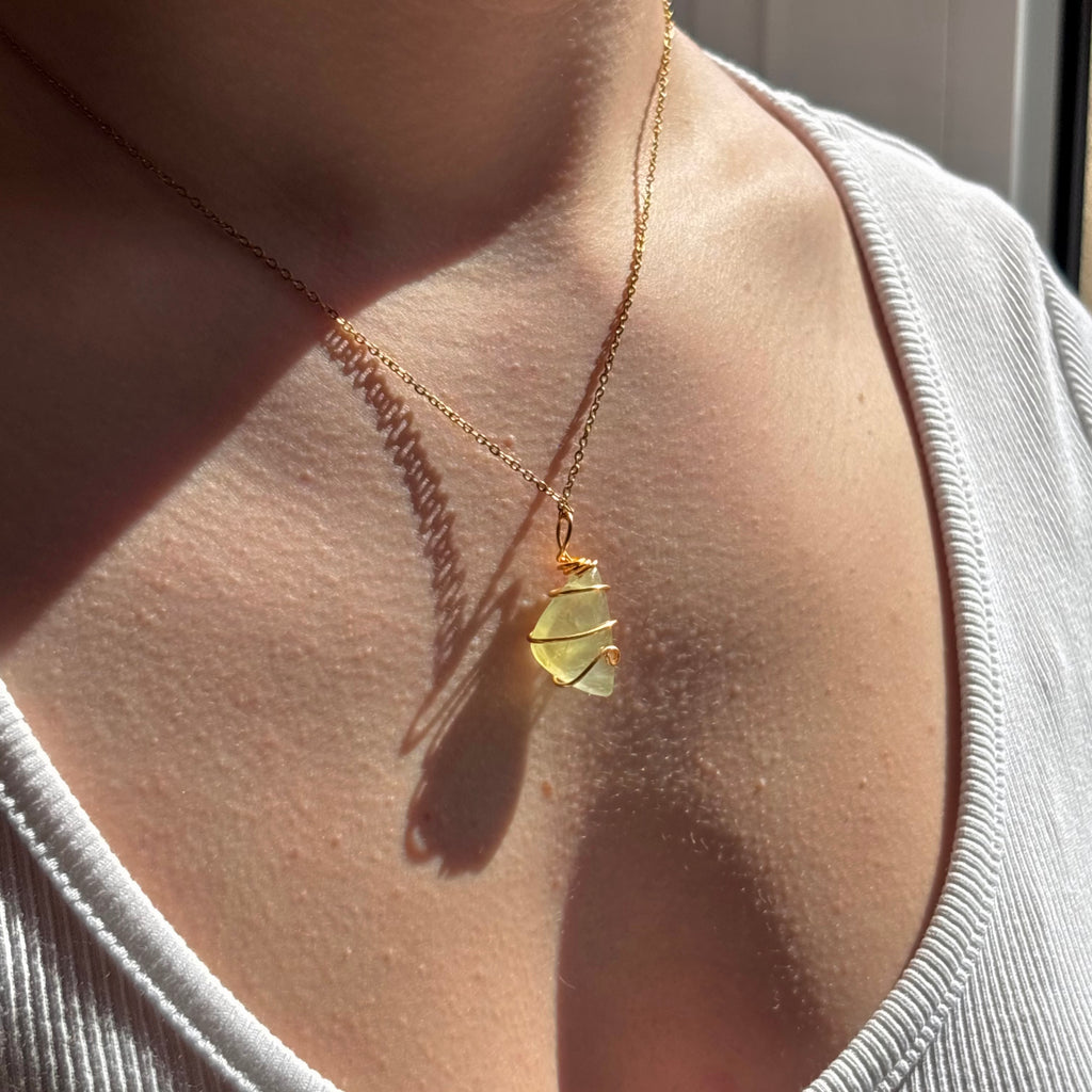 Collar prhenita
